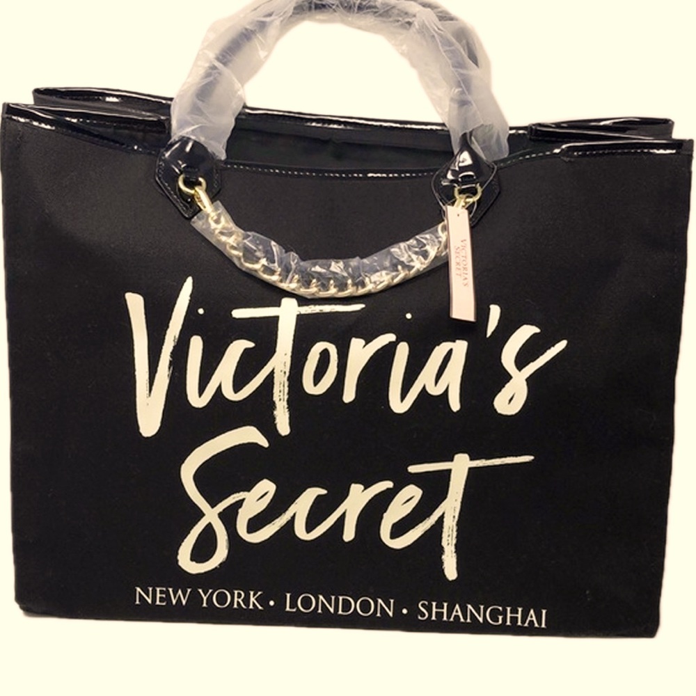 Beautiful victoria secret signature bag . Great for travel hard to find - Picture 2 of 2